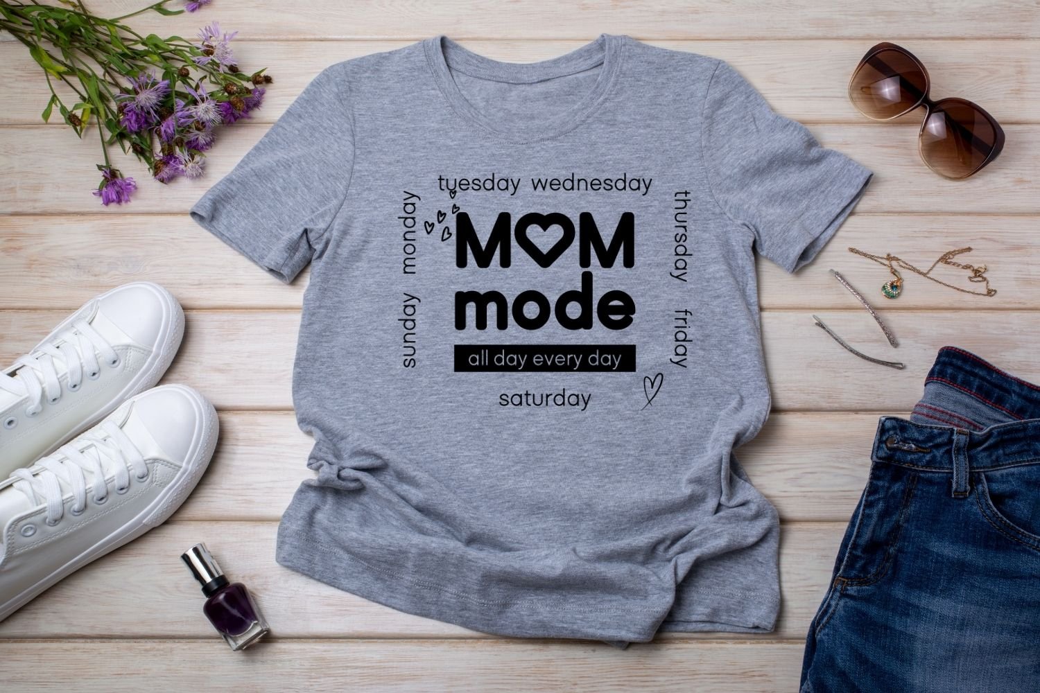 T-shirt design for New Mom