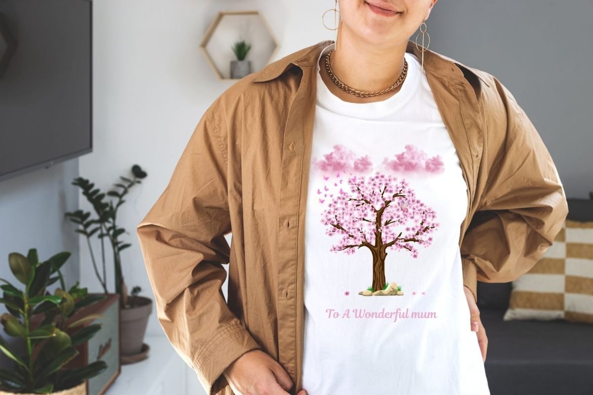 Purple Tree T-shirt Design To a Wonderful Mom
